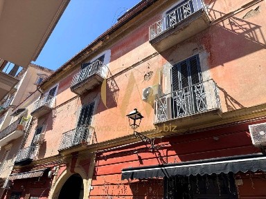 Caserta, Centro Storico - Corso Trieste, Via ferrante, 13