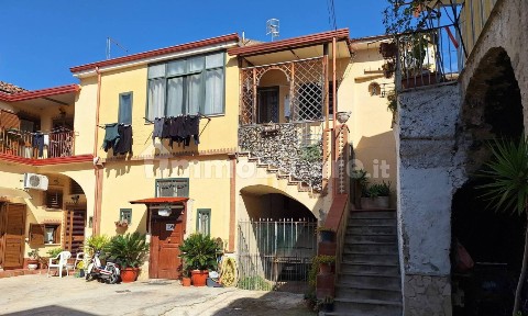 Appartamento all'asta via Montagna, Caserta