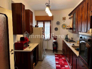 Appartamento all'asta largo Montevergine 3, Maddaloni