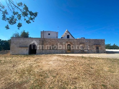 Masseria, da ristrutturare, 300 m², Martina Franca