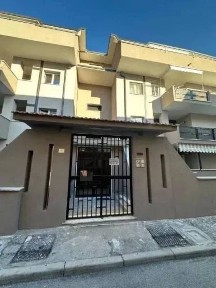 Appartamento all'asta vicolo Davide Ancillotto 4, Caserta