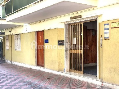 Maddaloni, Via Roma, 10
