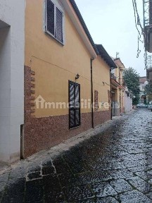 Appartamento all'asta via Magenta, Parete