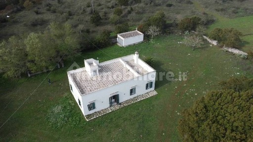 Masseria 1380 m², Martina Franca