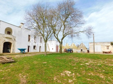 Masseria Strada Chirulli zona D, Martina Franca