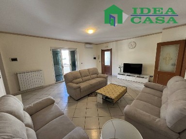 Quadrilocale via Luciani 25, Vitulazio