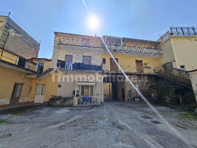 Quadrilocale via Camillo Benso di Cavour 26, Orta di Atella