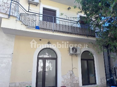 Trilocale via San Pietro ad Montes, Mezzano, Caserta