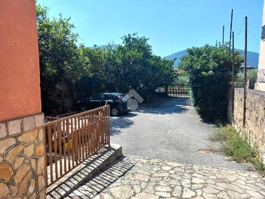 Trilocale via Nazionale Appia 268, Santa Maria a Vico