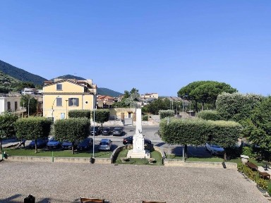 Trilocale piazza Lettieri 8, Arienzo