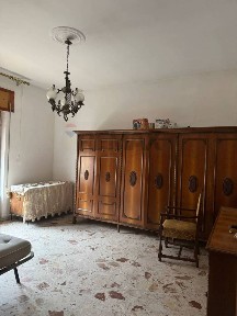 Carinola, Via IV Novembre, 125