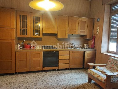 Terratetto unifamiliare 268 m², da ristrutturare, Centro, Viadana