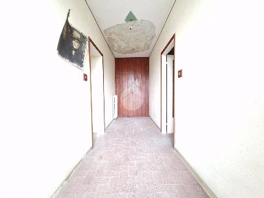 Bagnolo San Vito, Via Po Barna, 46