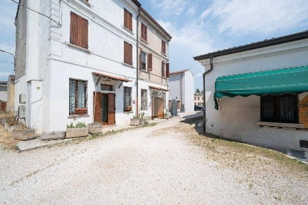 Terratetto unifamiliare vicolo Stretto 18, Grazie, Curtatone