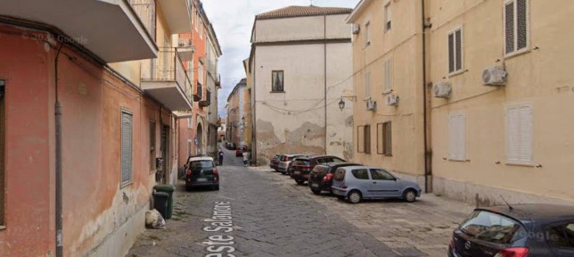 Appartamento all'asta via Flavio Ventriglia, Capua