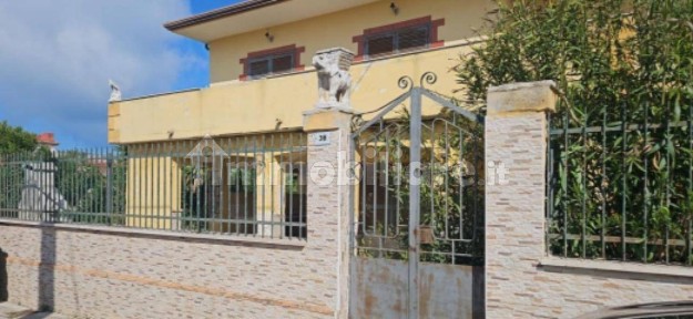 Appartamento all'asta viale D'orta, Castel Volturno