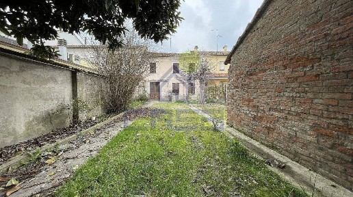 Viadana, vicolo cotone
