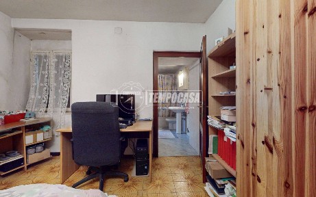 Mantova, Centro, Via Carlo Montanari 32