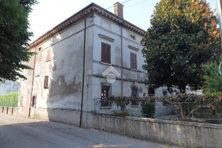 Terratetto unifamiliare piazza Umberto I 1, Centro, Marcaria