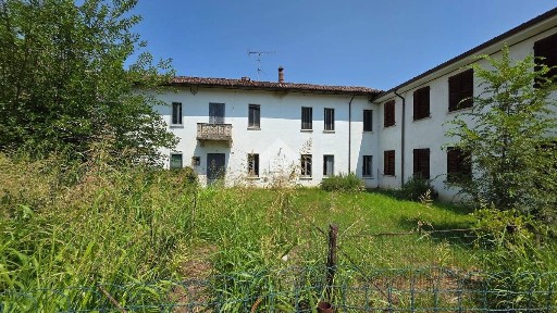 Borgo Virgilio, VIA ARGINE, 28