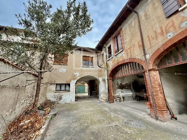 Cavriana, via Porta Antica, 11
