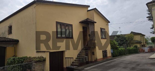 Terratetto unifamiliare via Montanari CM, Centro, Canneto sull'Oglio