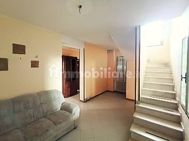 Terratetto unifamiliare 137 m², buono stato, Finella, Pegognaga