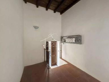 Terratetto unifamiliare 255 m², da ristrutturare, Centro, Mantova