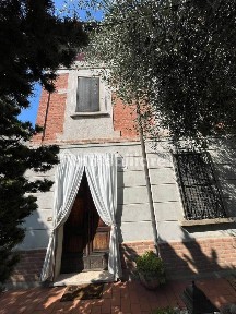 Terratetto unifamiliare 190 m², ottimo stato, Centro, Quistello
