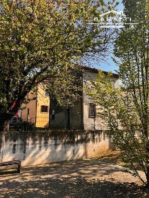 Terratetto unifamiliare 150 m², da ristrutturare, Borgoforte, Borgo Virgilio