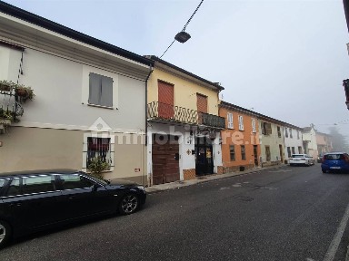 Terratetto unifamiliare via Marconi, Centro, Canneto sull'Oglio