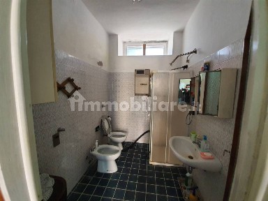 Terratetto plurifamiliare 106 m², da ristrutturare, San Matteo, Viadana