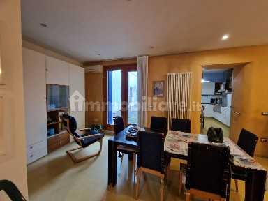 Terratetto unifamiliare 200 m², buono stato, Centro, Gazzuolo