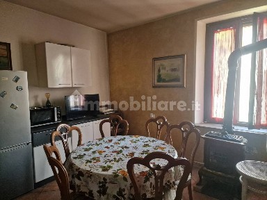 Terratetto unifamiliare 325 m², buono stato, Centro, Gazzuolo