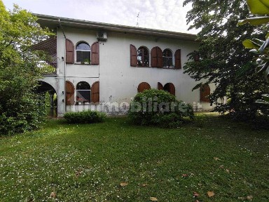 Terratetto unifamiliare 500 m², ottimo stato, Centro, San Benedetto Po