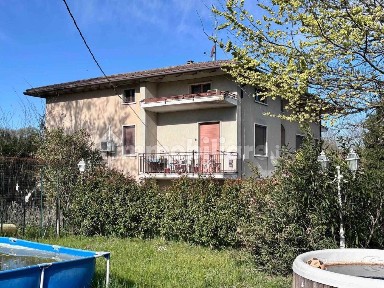 Terratetto unifamiliare 450 m², buono stato, Ponti sul Mincio
