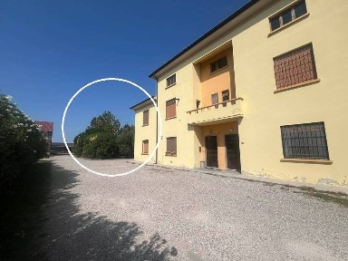 Terratetto unifamiliare 180 m², da ristrutturare, San Giorgio Bigarello