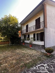 Terratetto unifamiliare 300 m², ottimo stato, Centro, Gonzaga