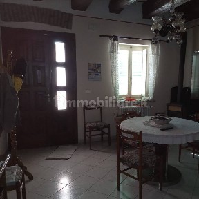 Terratetto unifamiliare 200 m², Ostiglia
