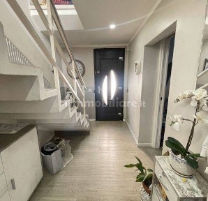 Terratetto unifamiliare 140 m², ottimo stato, Centro, Suzzara