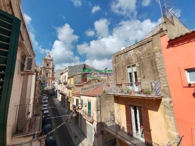 Quadrilocale via Ecce Homo, Centro, Ragusa