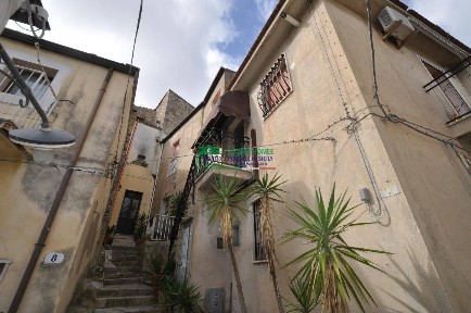 Ragusa, Ibla, Via 11 Febbraio