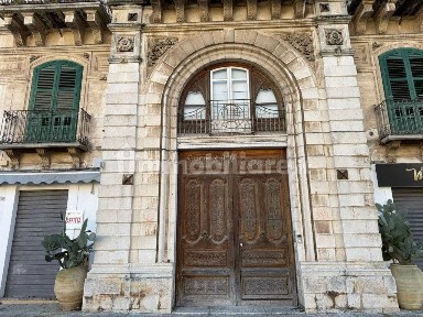 Appartamento piazza Corrado Rizzone, Modica Bassa, Modica