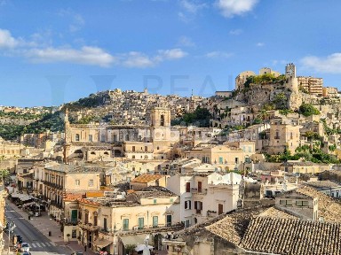 Appartamento piazza Corrado Rizzone 43/1, Modica Bassa, Modica