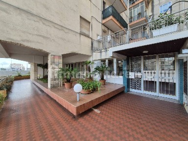 Appartamento piazza Vann'Antò 1, San Luigi - Archimede, Ragusa