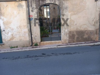 Quadrilocale corso Nino Barone 65, Modica Alta, Modica