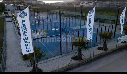 Impianto sportivo in Affitto