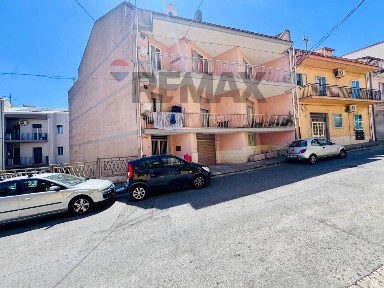 Appartamento via Marzabotto 61, San Luigi - Archimede, Ragusa