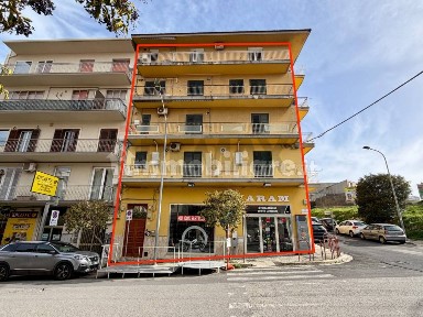 Quadrilocale via Archimede 468, San Luigi - Archimede, Ragusa