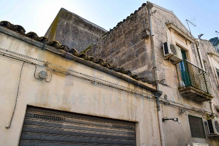 Trilocale via Nazionale 16, Modica Bassa, Modica